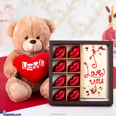 Teddy`s Kiss And Chocolate Bliss -   JAVA 08 Piece Lips With Rose Petal Slab Chocolate With Cute Teddy Buy Gift Sets Online for specialGifts