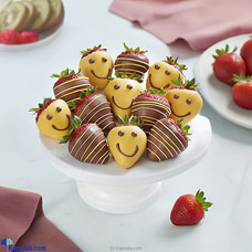 Smiling Strawberry Dipped Chocolate  Online for specialGifts